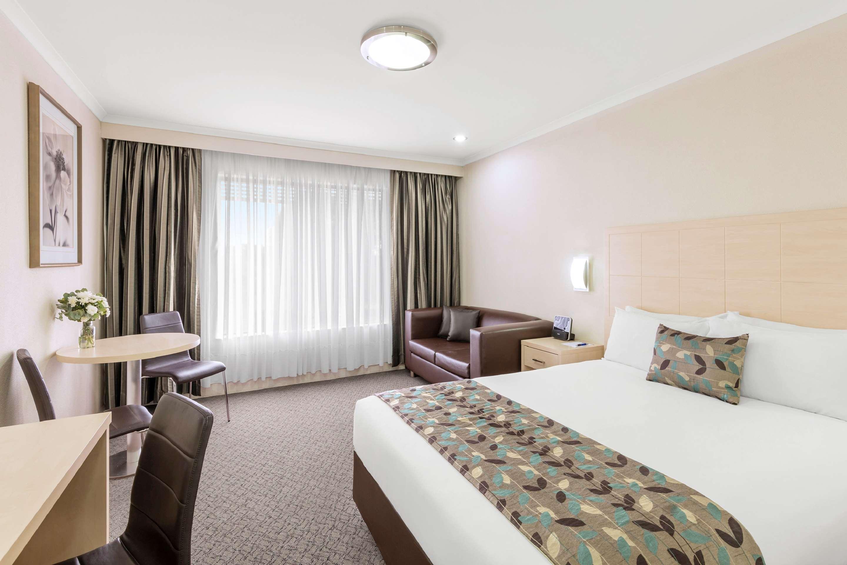 Garden City Hotel, Best Western Signature Collection Канберра Екстер'єр фото