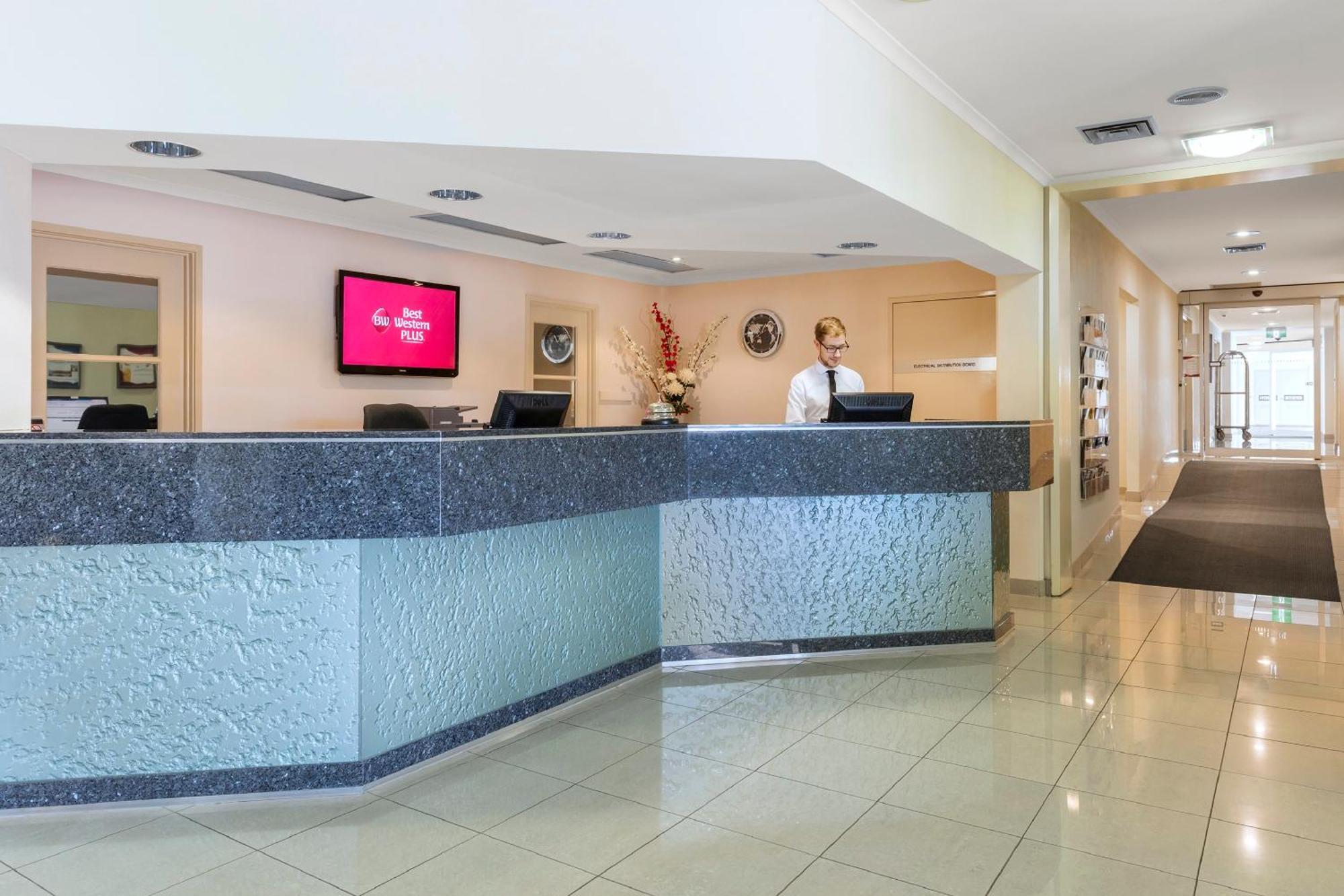 Garden City Hotel, Best Western Signature Collection Канберра Екстер'єр фото
